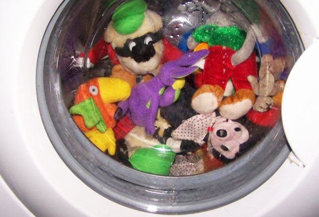 Как правильно стирать мягкие игрушки: самая полезная инструкция для мам.