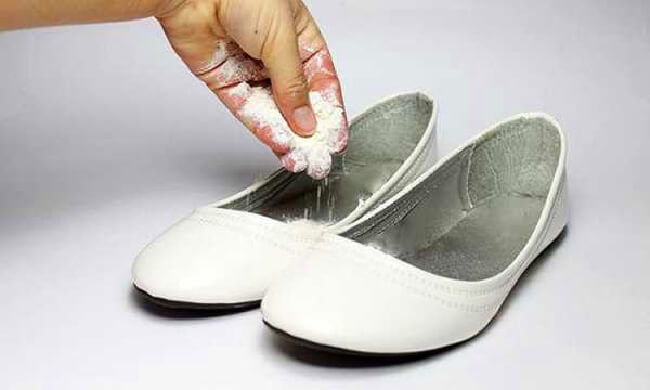 9 рецептов, КАК избавиться от запаха пота в обуви быстро и эффективно. Уже бегу чистить обувь!