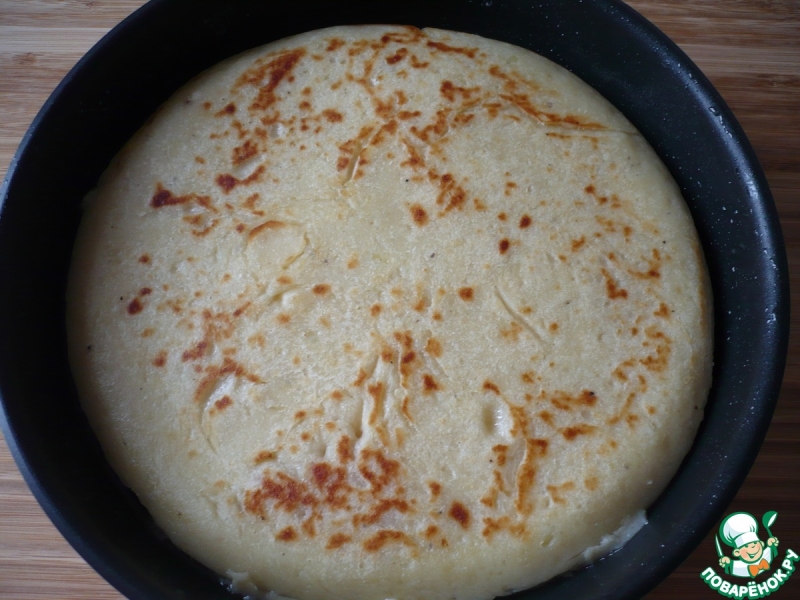 Картофельная лепешка с сыром на сковороде