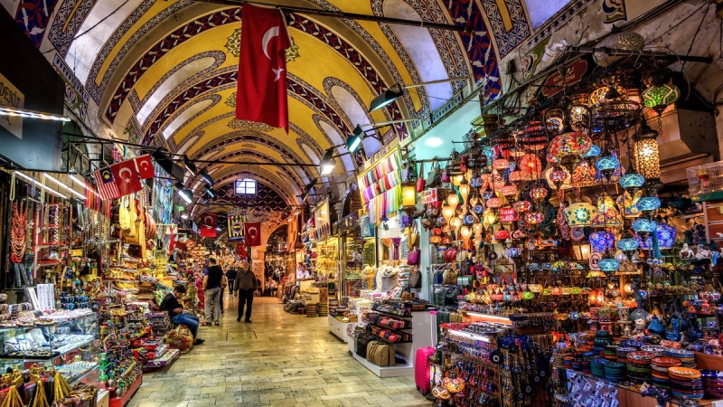 Отпуск-2022: самые частые ошибки туристов на рынке в Турции