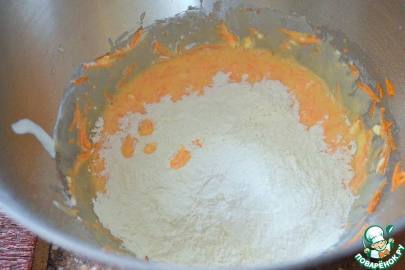 Сырно-морковные кексы