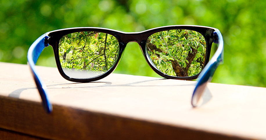 Как правильно выбрать очки для зрения?