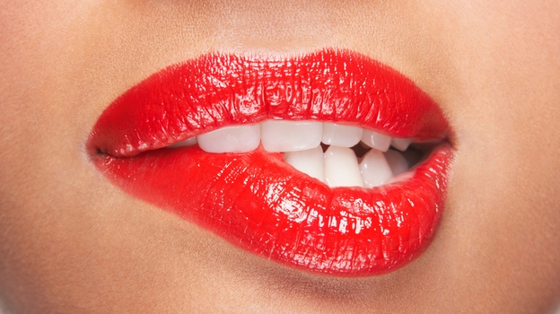 Как перестать кусать губы? Действенные методы