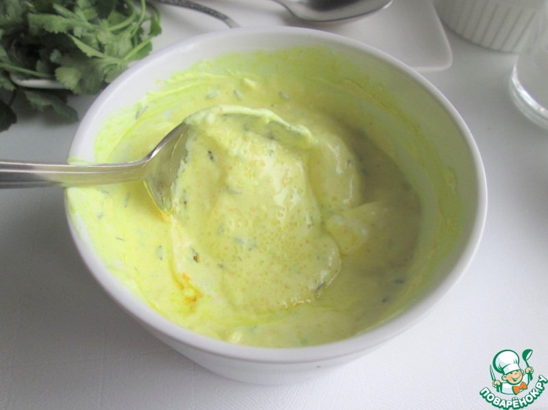 Баклажаны с пряным йогуртовым соусом