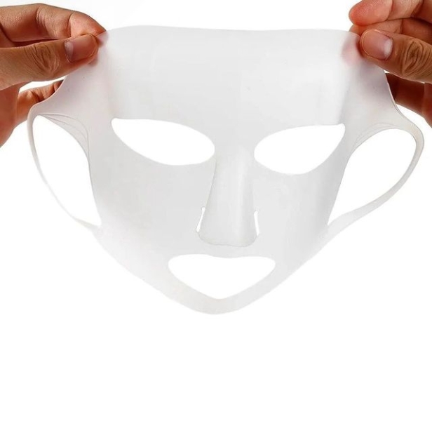 Как снизить расход маски для лица, но повысить ее эффективность: гениальный лайфхак, чтобы меньше тратить на косметику