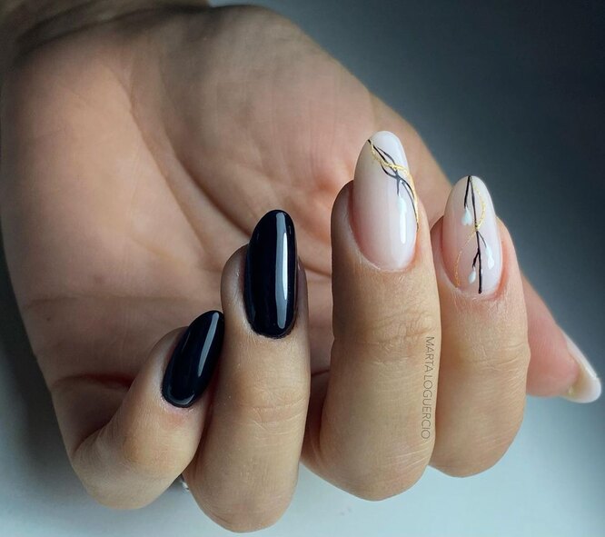 Какой маникюр сделать на Новый год-2023: главные цвета года Черного Кролика