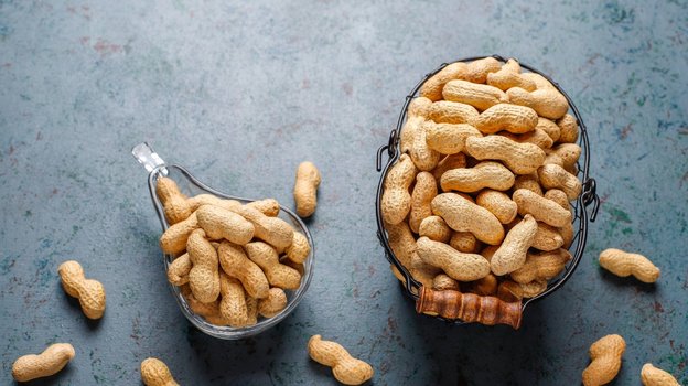 Чем полезен арахис и кому нельзя его есть