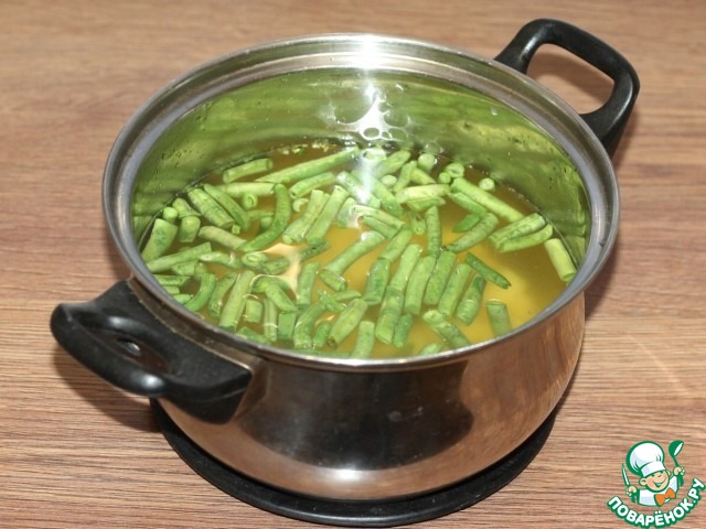 Овощной суп с куриным ароматом