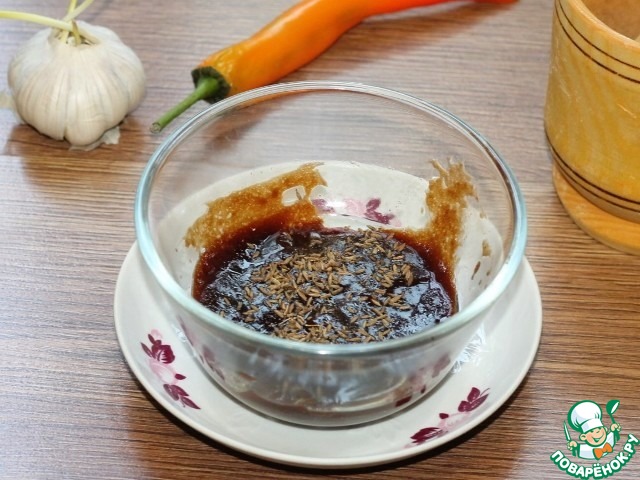 Индюшачьи шашлычки Сатай с арахисовым соусом