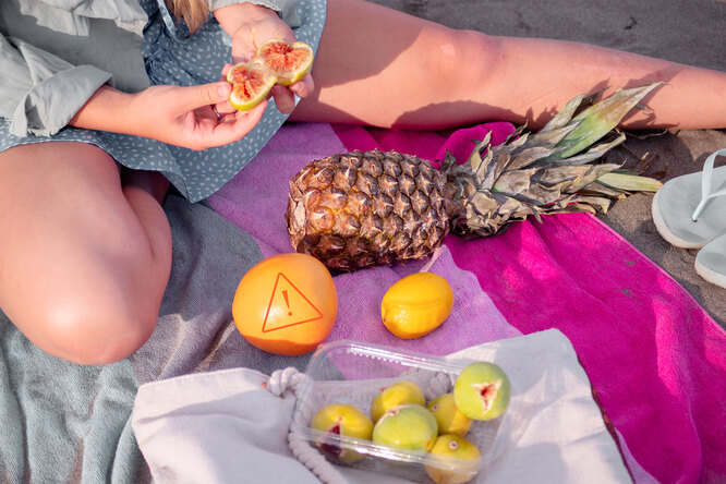 10 продуктов, которые повышают чувствительность кожи на солнце — не ешь их перед пляжем