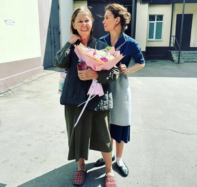 Очаровательная девушка из «Афони» сдала: новое фото Евгении Симоновой, которая борется с раком