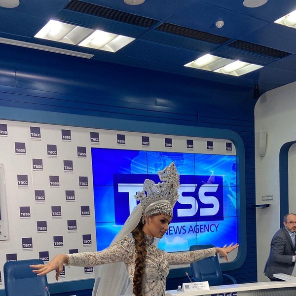 Фата, жемчуга: «Мисс Россия» Маргарита Голубева в платье, в котором будет покорять конкурс «Мисс Вселенная»