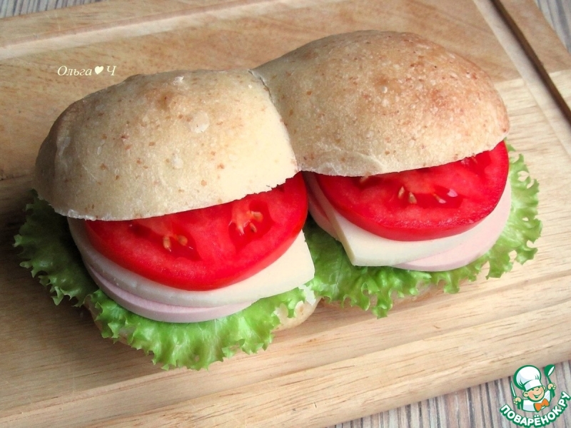 Сэндвич в булочке "Поделись с другом"