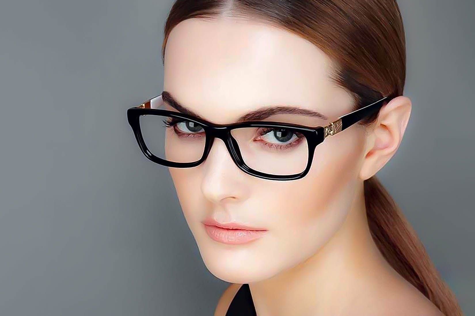 Модные женские очки для зрения: советы по выбору
