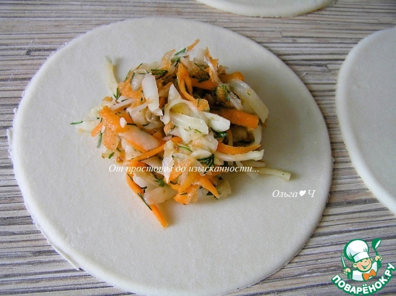 Манты с картофельно-морковной начинкой