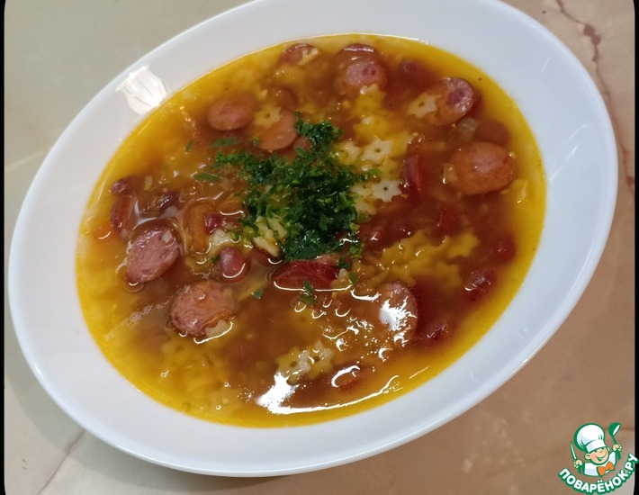 Итальянский суп с фасолью и сосисками